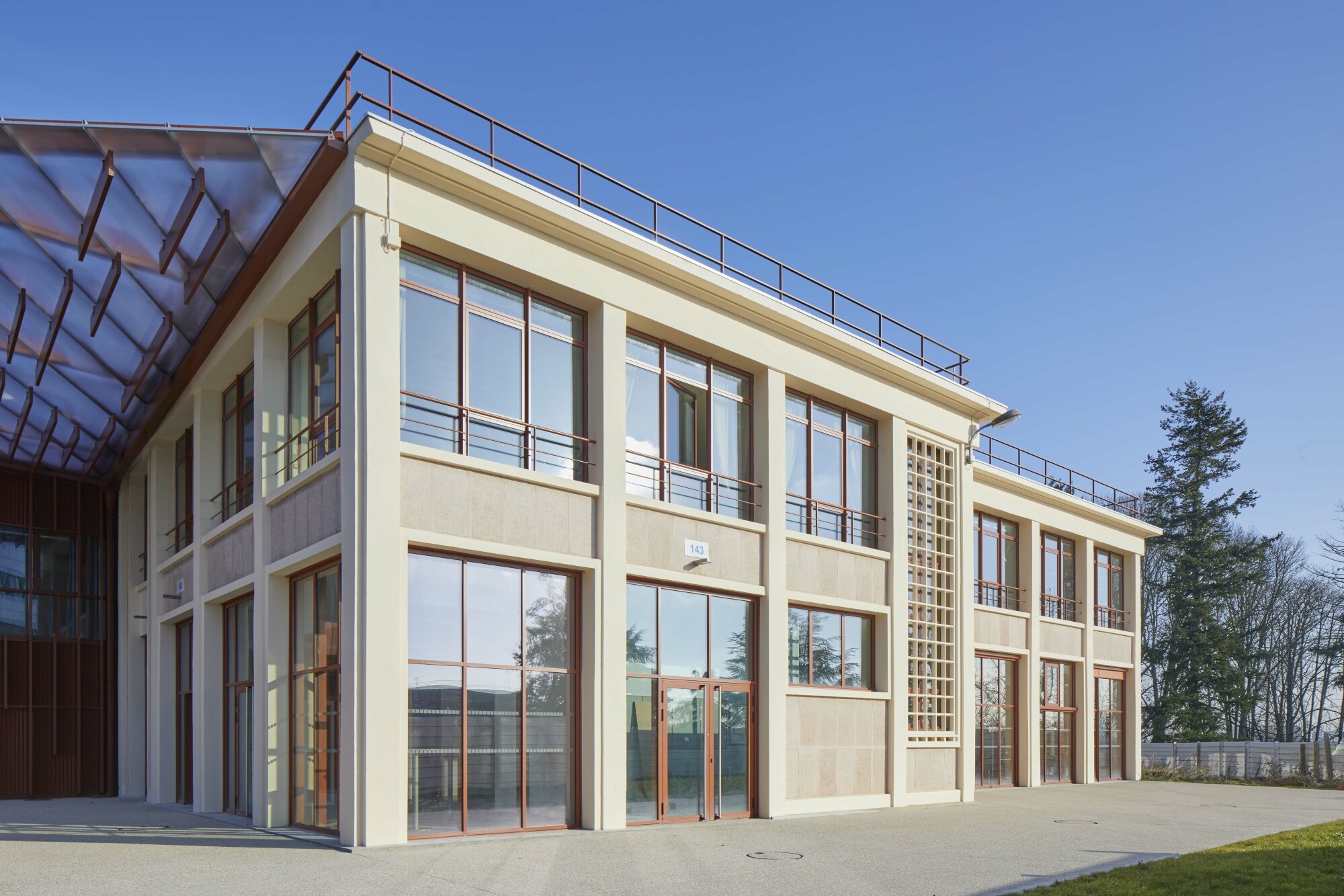 SACLAY 04